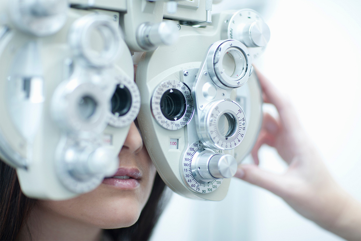 Look Eye Care Winnipeg Optometrist Dr Mani Tangri Dr Sonal Trivedi Optometry